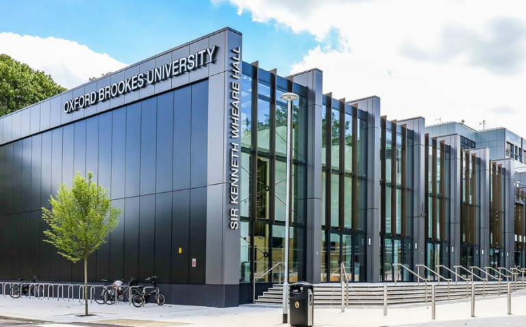 Toà nhà Đại học Oxford Brookes University